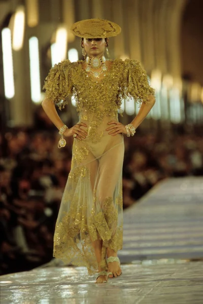 Look 31